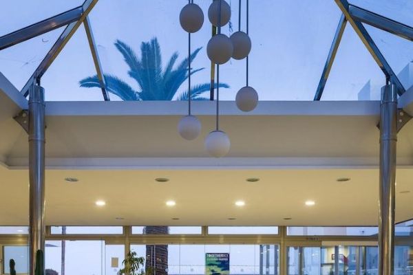 Hotel Ibiza JET Apartamentos - Adults Only (Islas Baleares)